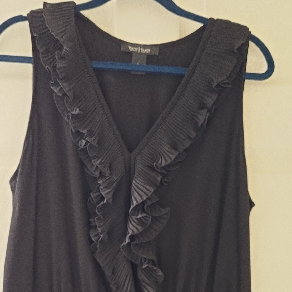 WHBM Ruffled V-Neck Top
